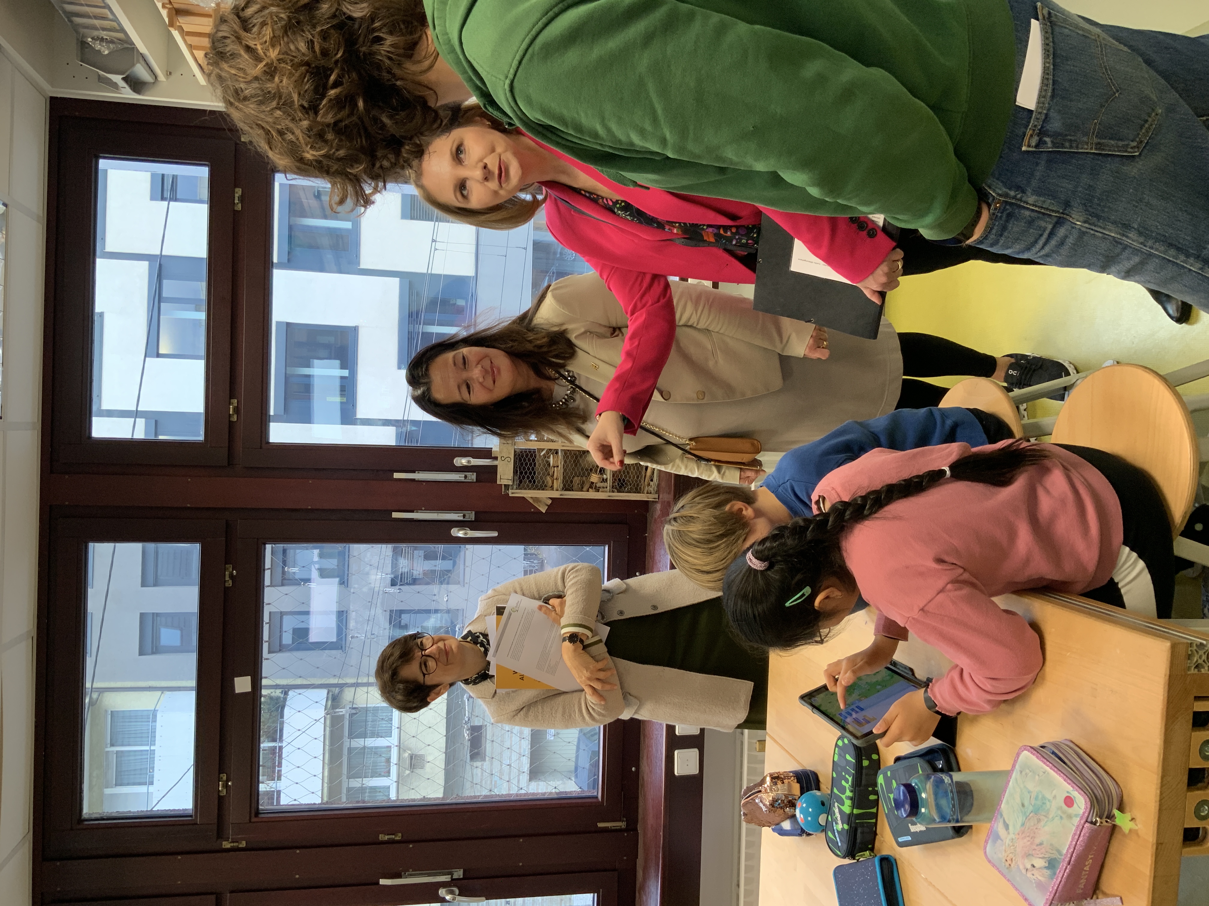 Staatssekretärin Boser MdL und Abgeordnete Steinhülb-Joos zu Besuch in der Galileo-Grundschule Stuttgart